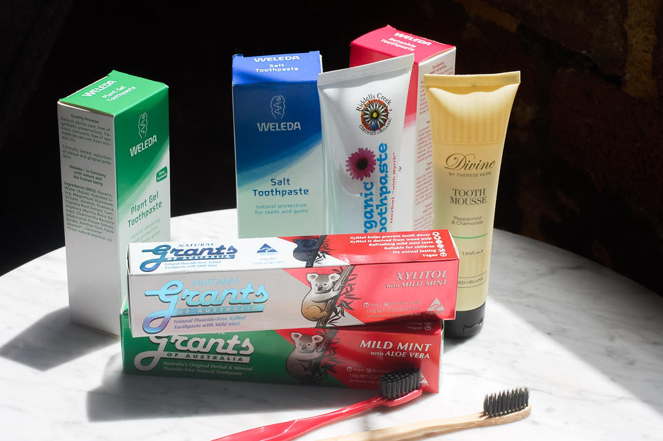 Natural & Organic Toothpaste Guide – Nourished Life