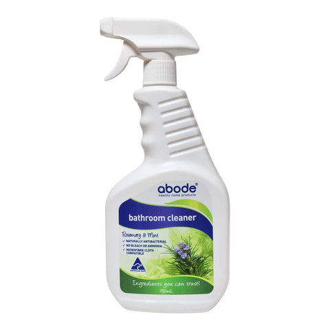 Front of 750ml spray bottle of bathroom cleaner. Naturally antibacterial, formulated without bleach or ammonia.  
